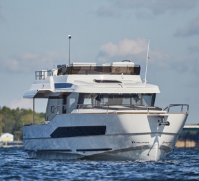 фото Delphia yachts Motor Yachts 1200 BluEscape FLY